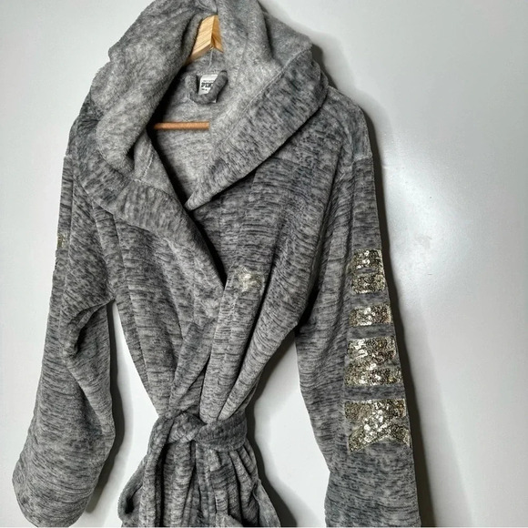 Victorias Secret PINK Gray Gold Sequin Plush Robe Size XS/S - Picture 5 of 11